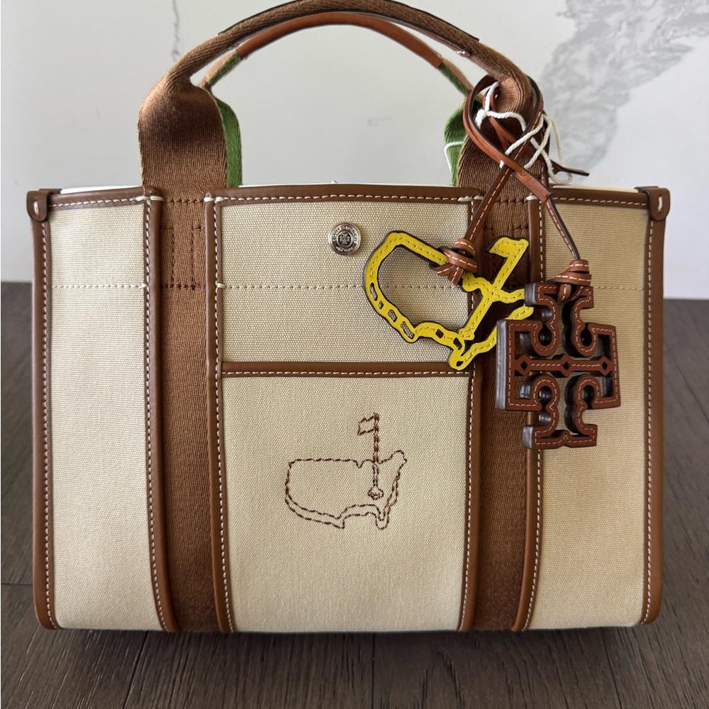 Tory Burch Masters Augusta sold in Berckmans Place Cross Body strap PURSE